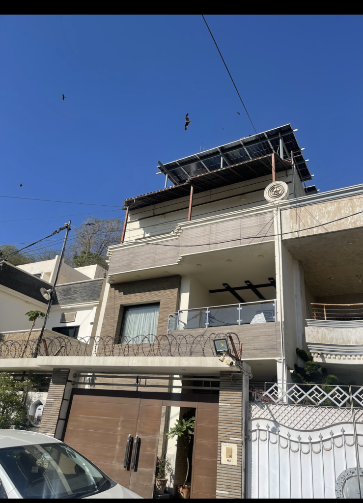Hybrid solar installation in Karachi
